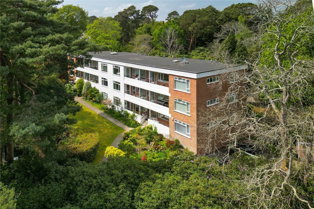 Property photo 1 of 17 Picture No. 03