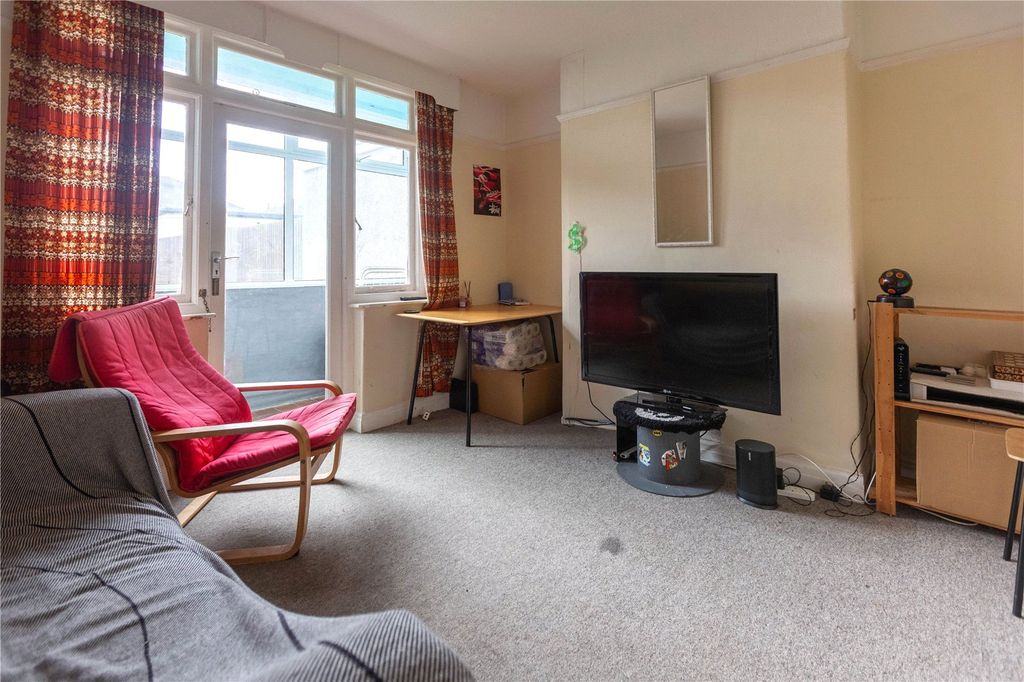 Property photo 2 of 17 Picture No. 48