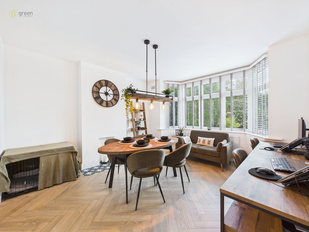 Property photo 3 of 40