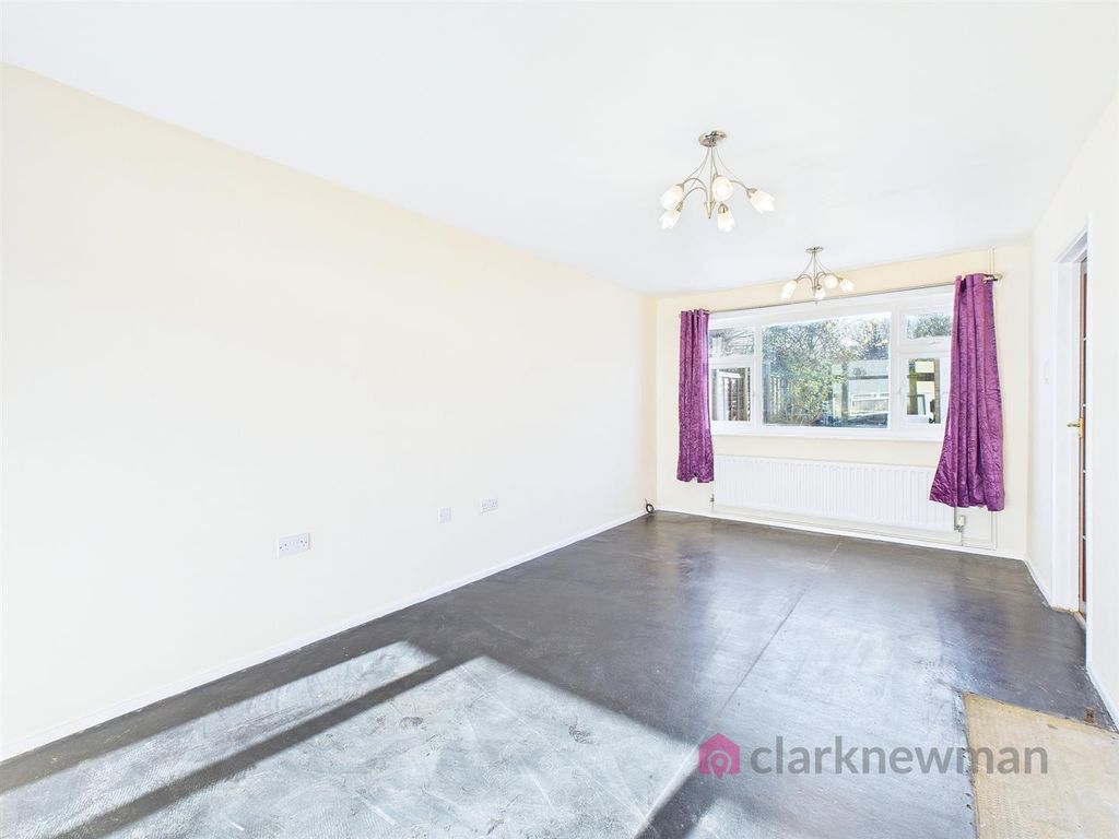 Property photo 2 of 15 Living Room