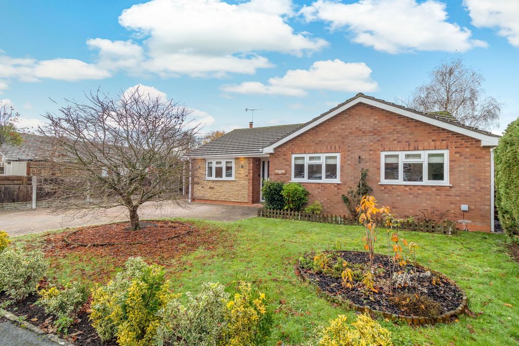 Property photo 2 of 20