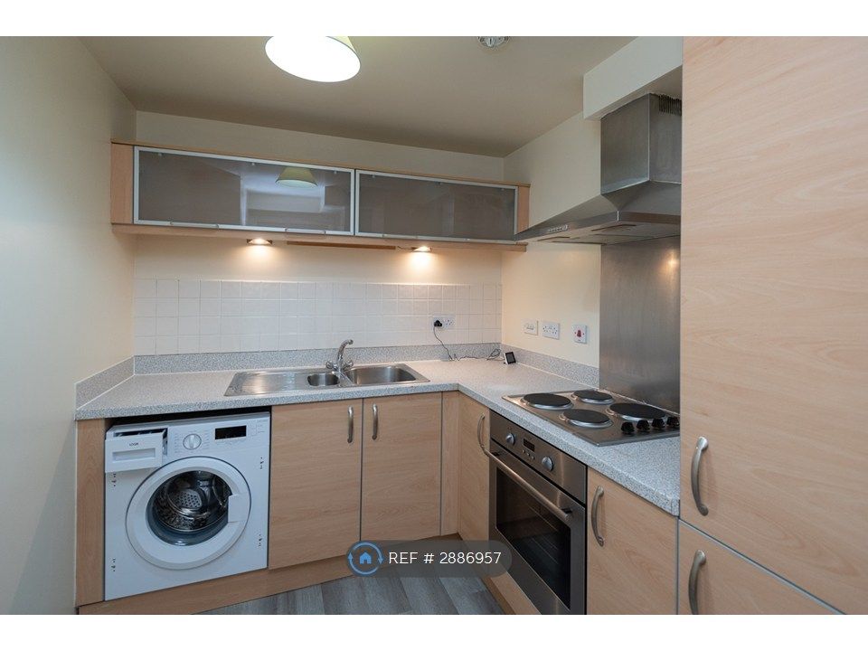 Property photo 1 of 20 Kitchen Photo #1