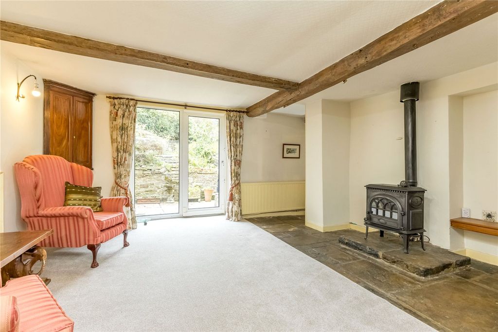 Property photo 2 of 28 Picture No. 07