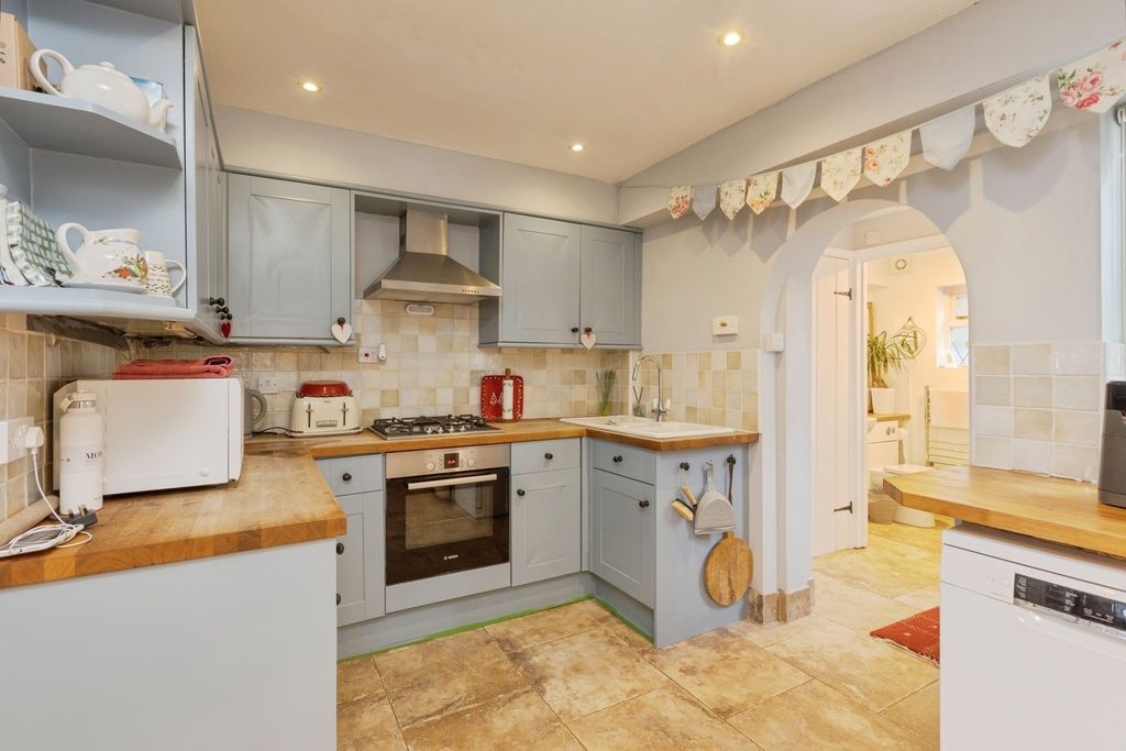 Property photo 2 of 14 Pbox-Img.Jpg