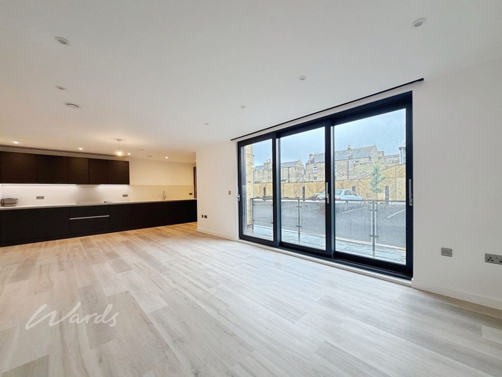 Property photo 1 of 8 Emin 1 Open Plan Use