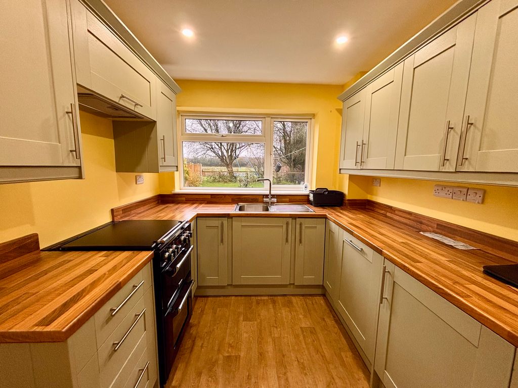 Property photo 2 of 20 Image