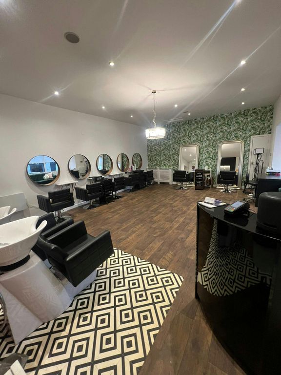 Property photo 2 of 9 506Adb1411A641Ad9d68c65749Feccc3.Jpg