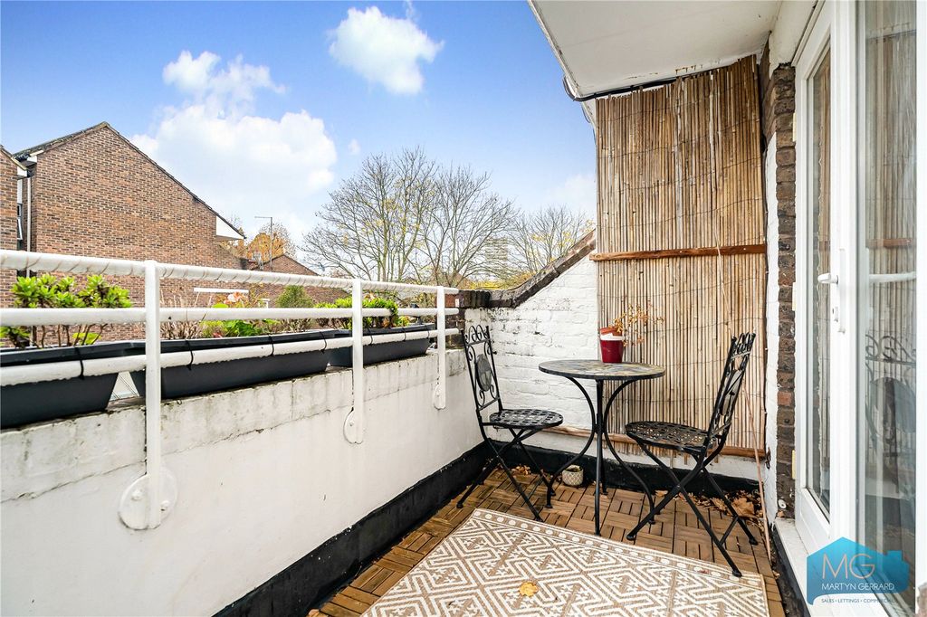 Property photo 3 of 15 Picture No. 14