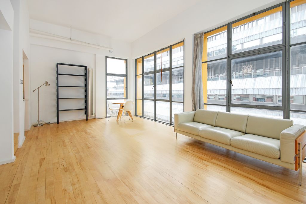 Property photo 2 of 7