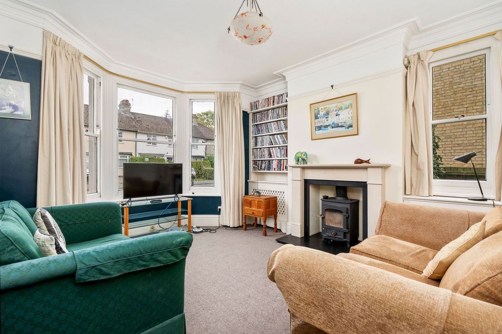 Property photo 3 of 20