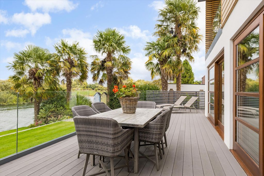 Property photo 2 of 30 Image