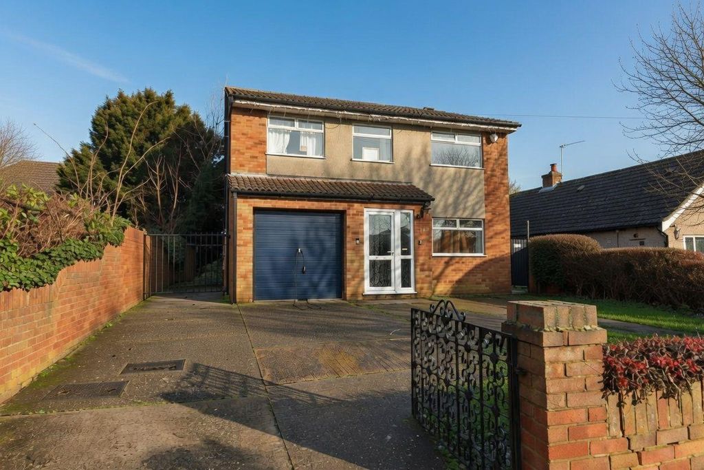 Property photo 1 of 14 Front External