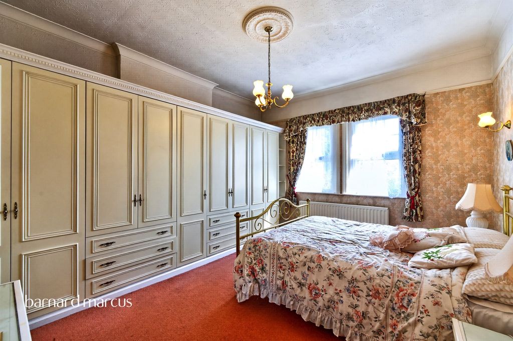 Additional image 13 of 7 bed detached house for saleHanworth Road, Feltham TW13