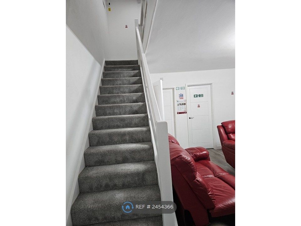 Property photo 3 of 29