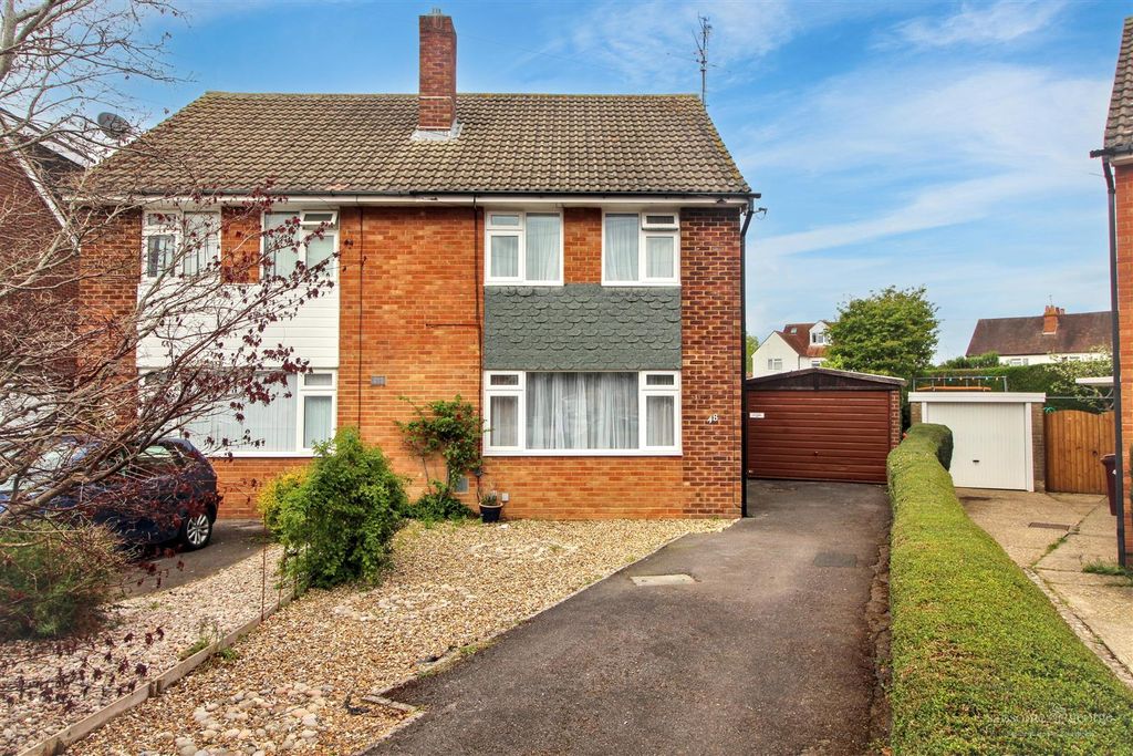 Property photo 1 of 19 Front