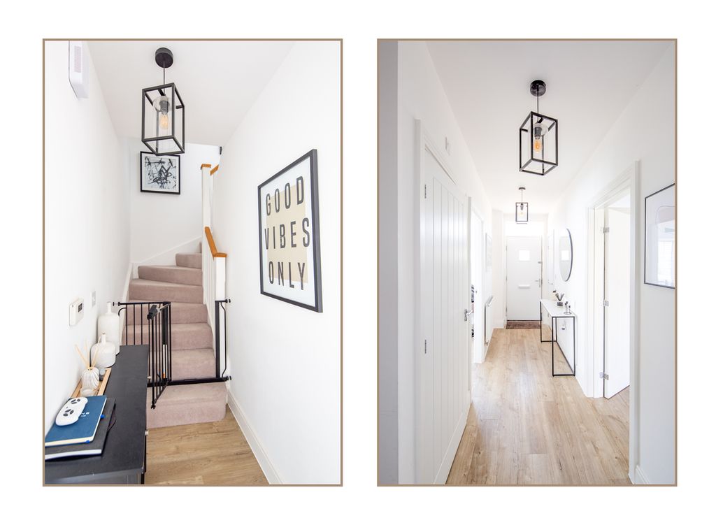 Property photo 3 of 29 Entrance Hall