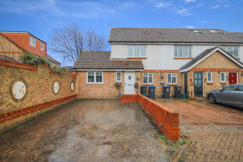 Property photo 1 of 13 Img_9002.Png