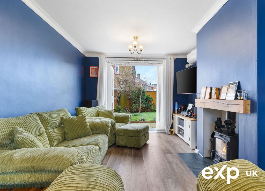 Property photo 3 of 24