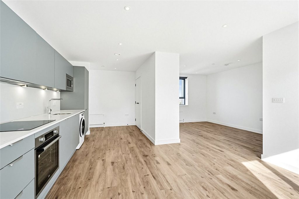 Property photo 3 of 8 Picture No. 08