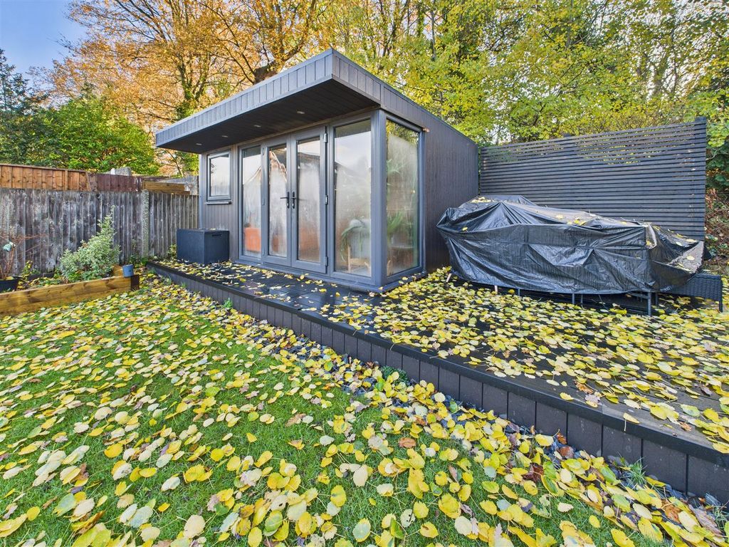 Property photo 3 of 15