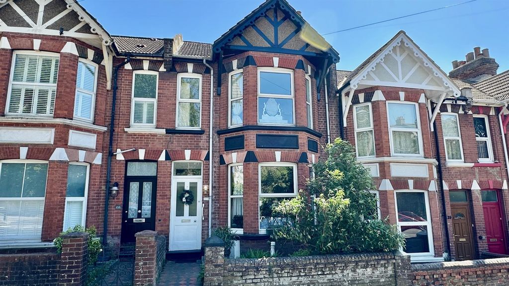 Property photo 1 of 30