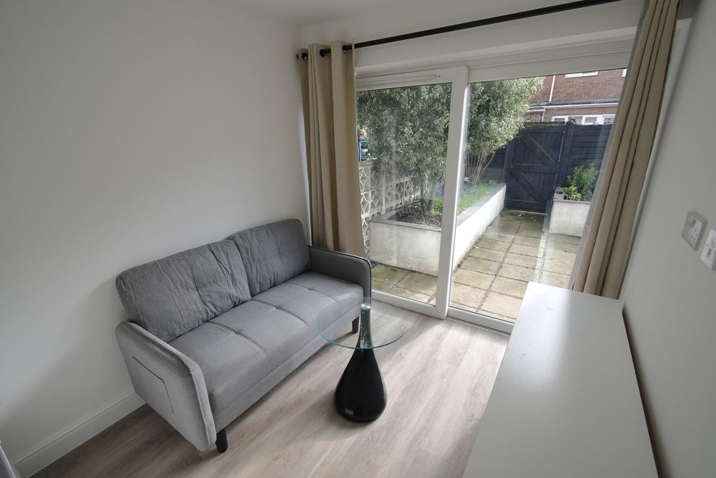 Property photo 3 of 5 Living Room