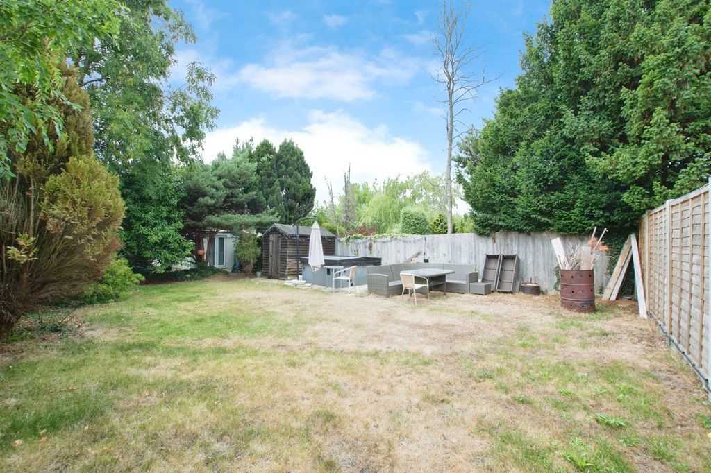 Property photo 2 of 20 Photo