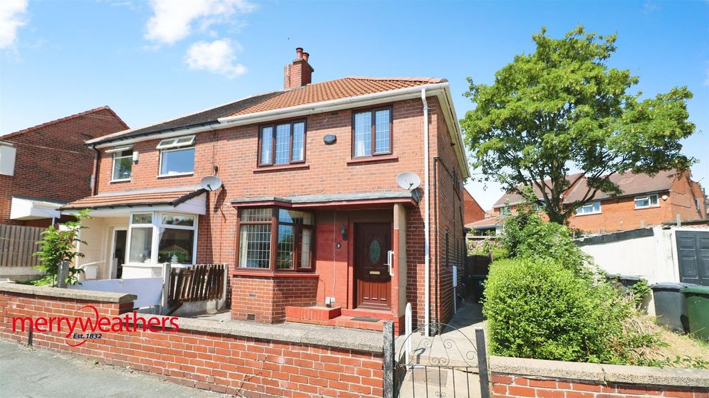 Property photo 1 of 13
