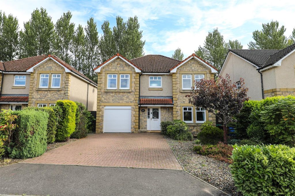Property photo 2 of 31 B
