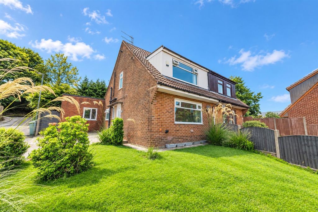 Property photo 2 of 29 735397ba-3705-4Afc-9E85-9ba7Bf7783A9.Png