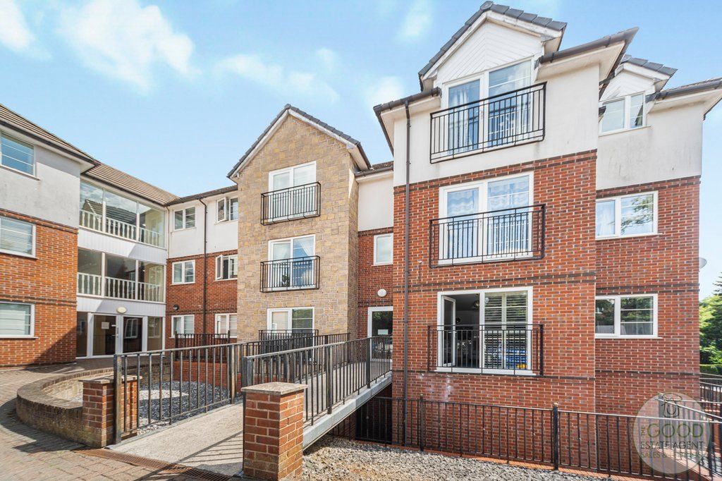 Property photo 2 of 16