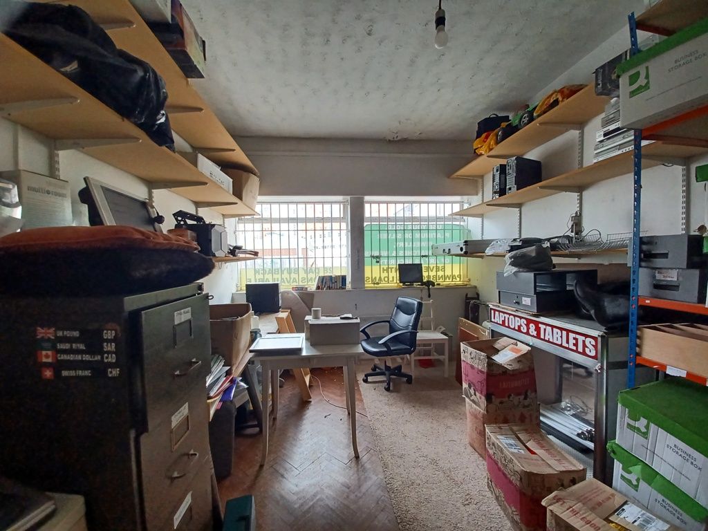 Property photo 2 of 11 Photo 2