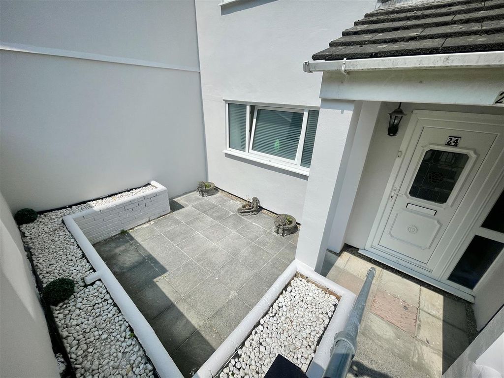 Property photo 3 of 17 Fullsizerender.Jpeg