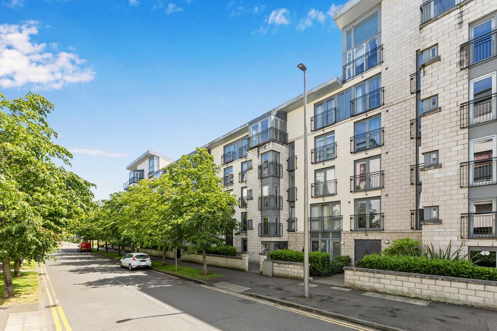 Property photo 1 of 18 Primary Property Image