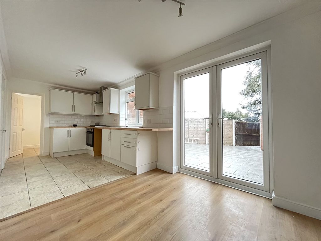 Property photo 2 of 15 Picture No. 06