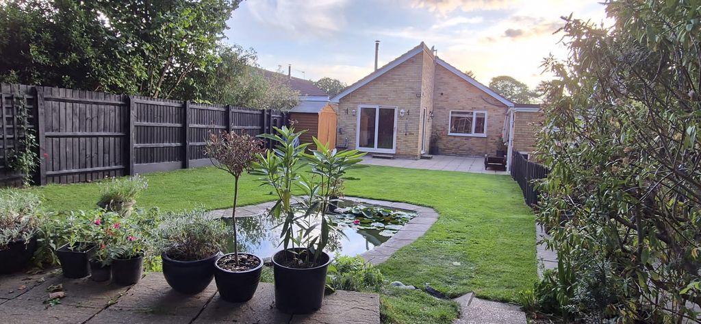 Property photo 2 of 12