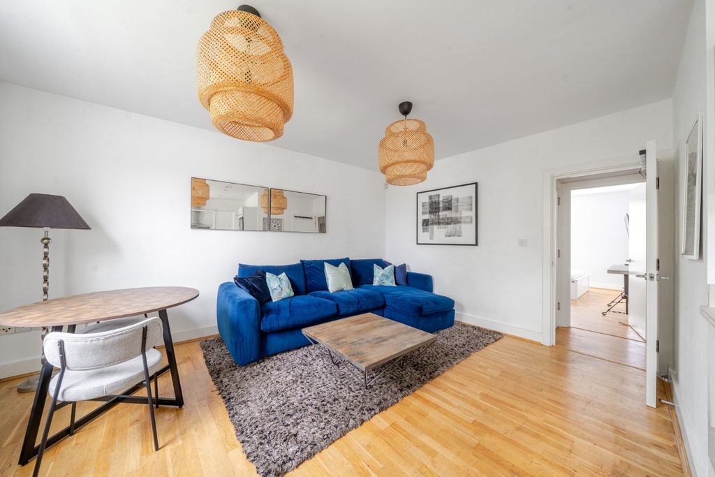 Property photo 1 of 10 Picture No. 05