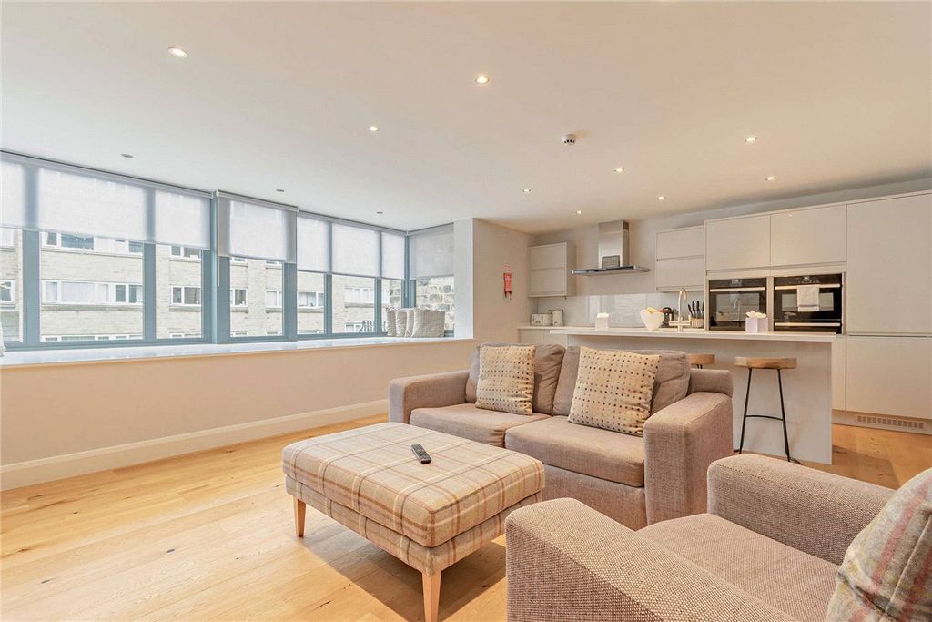 Additional image 7 of 17 bed detached house for saleMontpellier House, 4 Cold Bath Road, Harrogate, North Yorkshire HG2