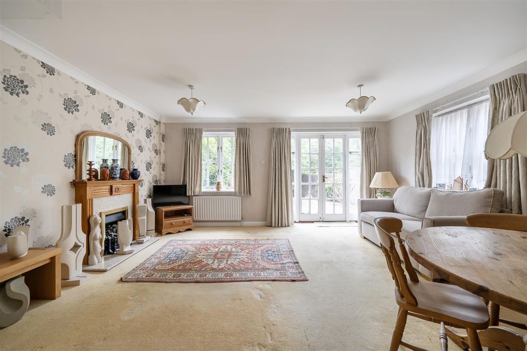 Property photo 2 of 12 Living Dining Room 3.Jpg