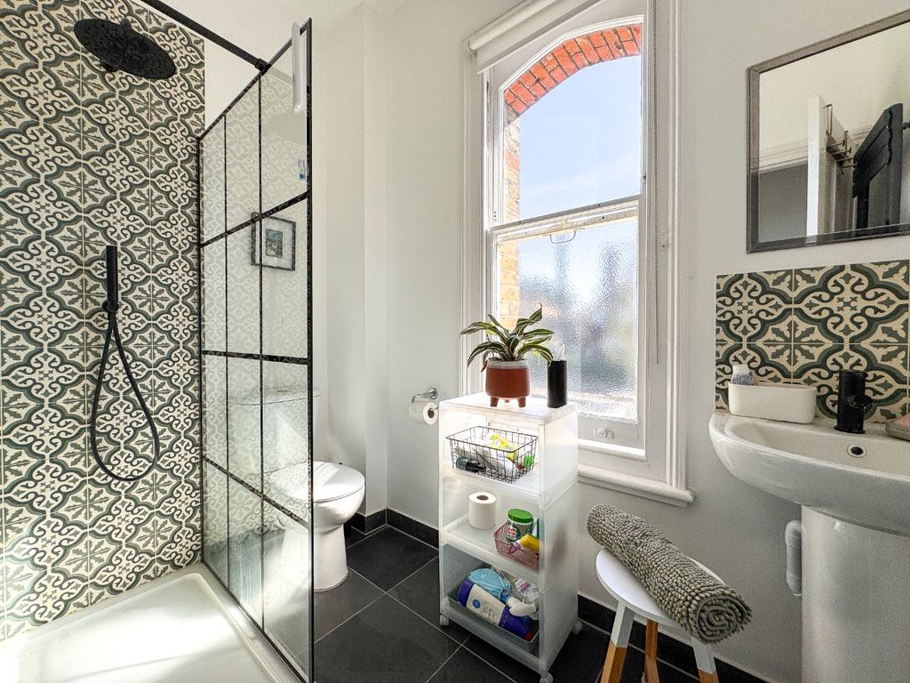 Property photo 3 of 26 5018195