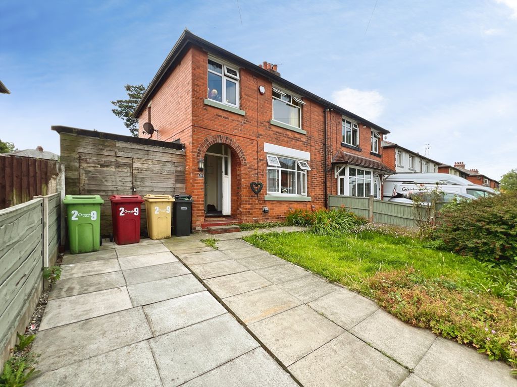 Property photo 1 of 16 External