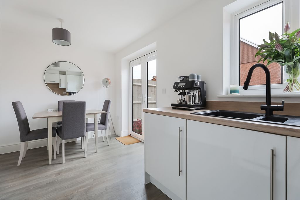 Property photo 3 of 10 Picture No. 03