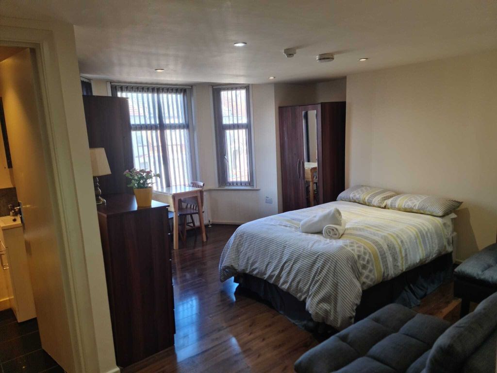 Property photo 1 of 6