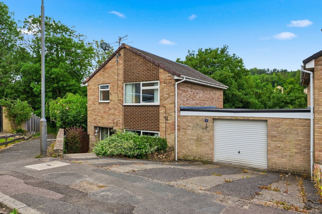 Property photo 1 of 23