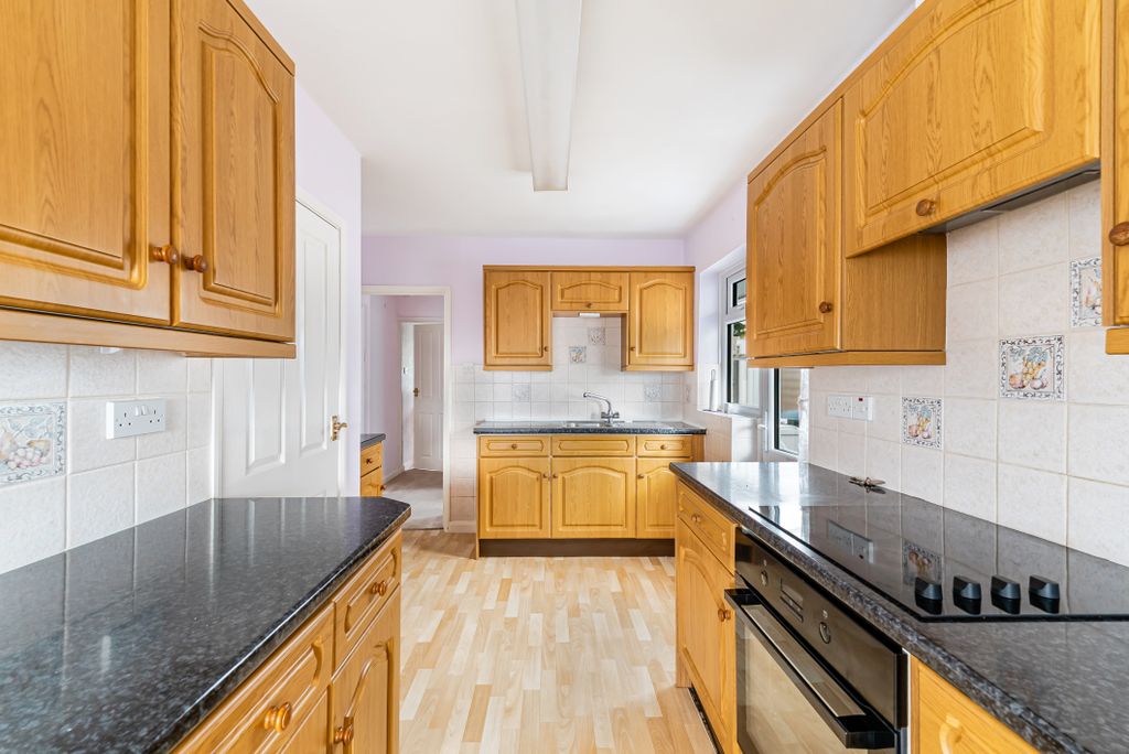Property photo 2 of 19 Gallery