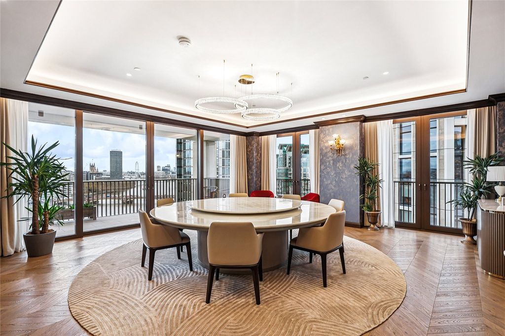 Property photo 3 of 37 Picture No. 07