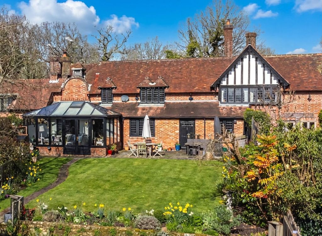 Property photo 1 of 23