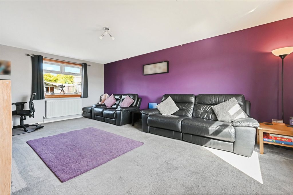 Property photo 2 of 20 Picture No. 02