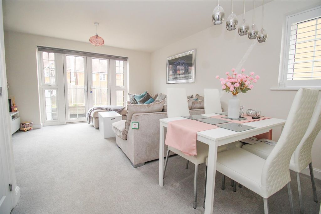 Property photo 2 of 19 Img_1100.Jpg