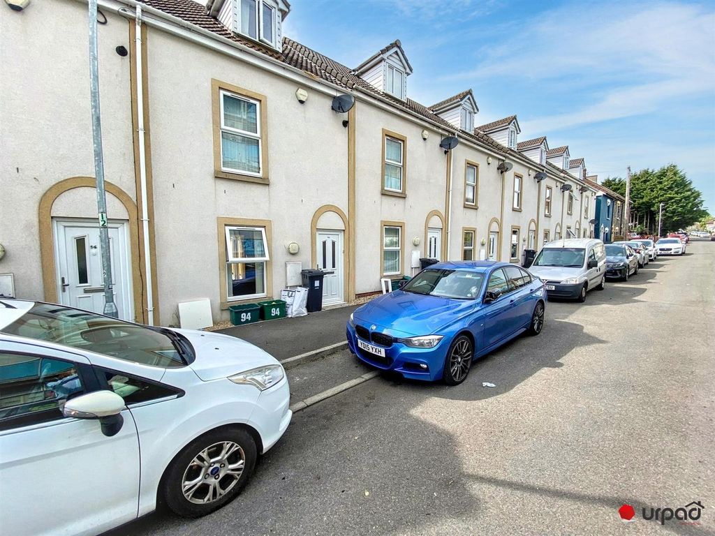 Property photo 1 of 10 External 3.Jpg